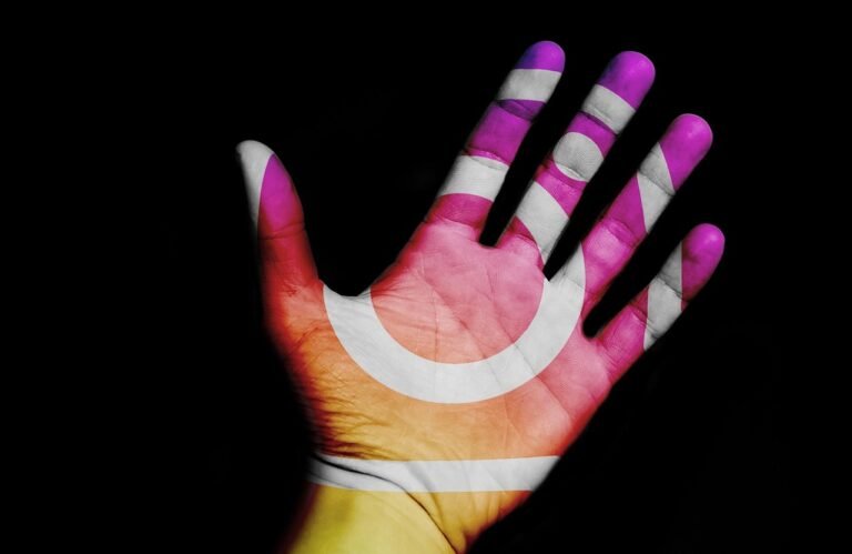 instagram, social media, communication, business, hand, black business, black facebook, black community, black communication, black company, black social, black media, instagram, instagram, instagram, instagram, instagram